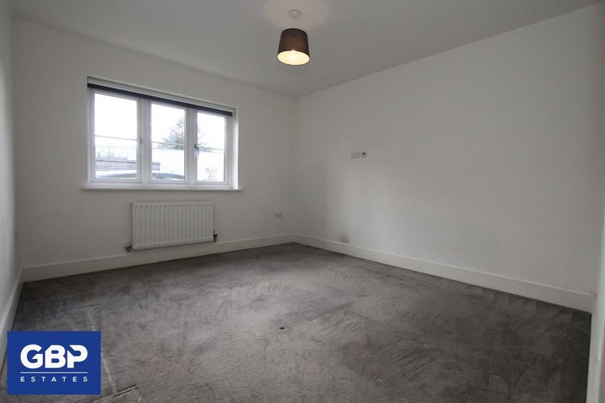 Images for Oaklands Avenue, Romford, RM1